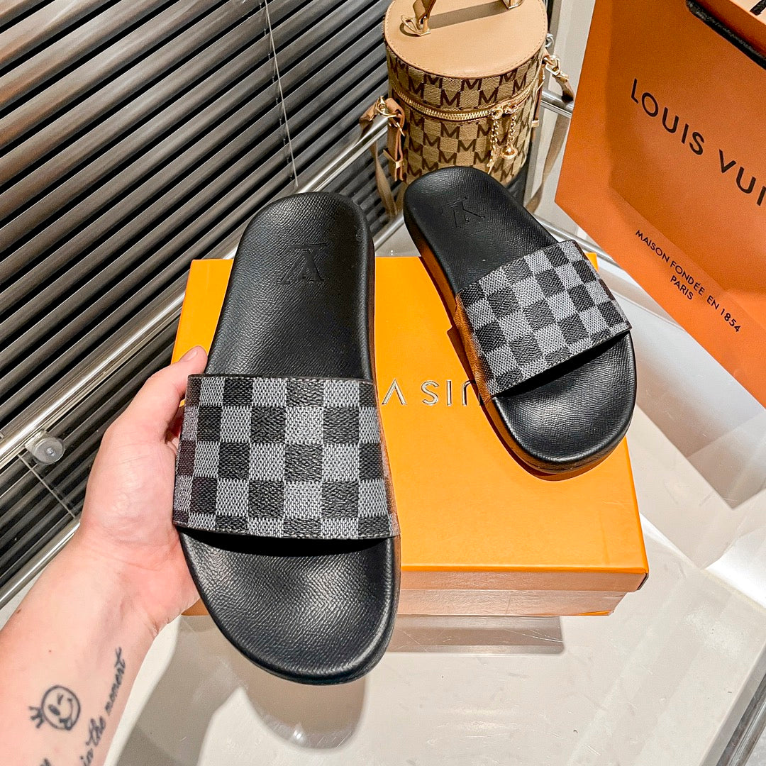 14E195Z Popular Slippers
