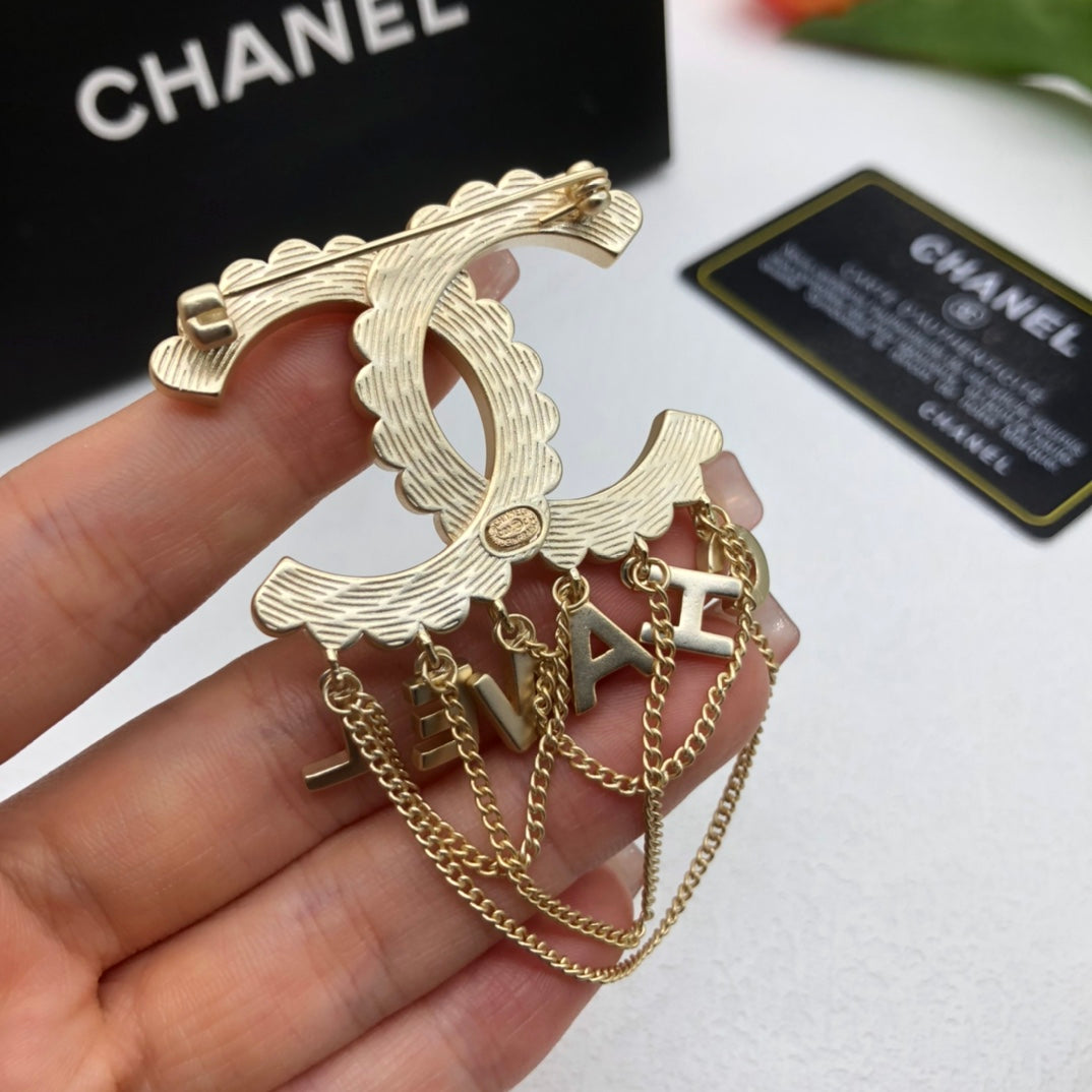 14C888X    Popular Brooch