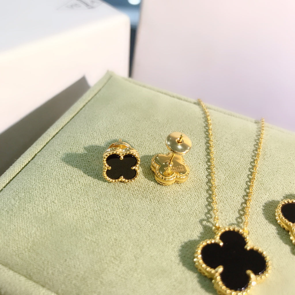 5XVA180K  Popular bracelets 5 flowers normal size1.5cm flower