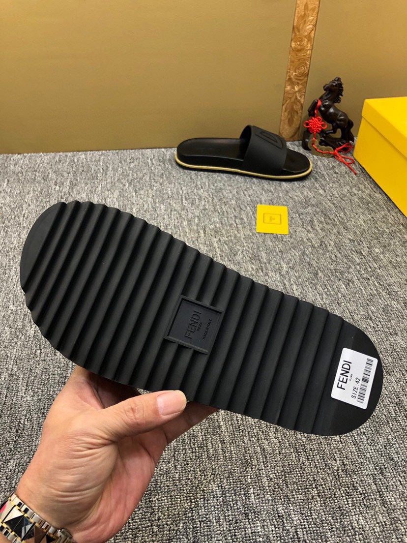 5XF106Z Popular Slippers