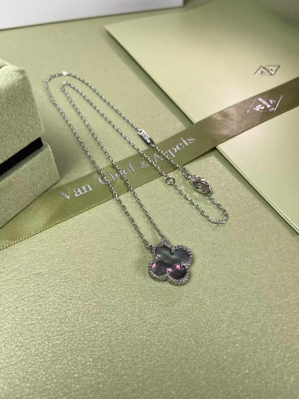 575NVA16X Popular   Necklace