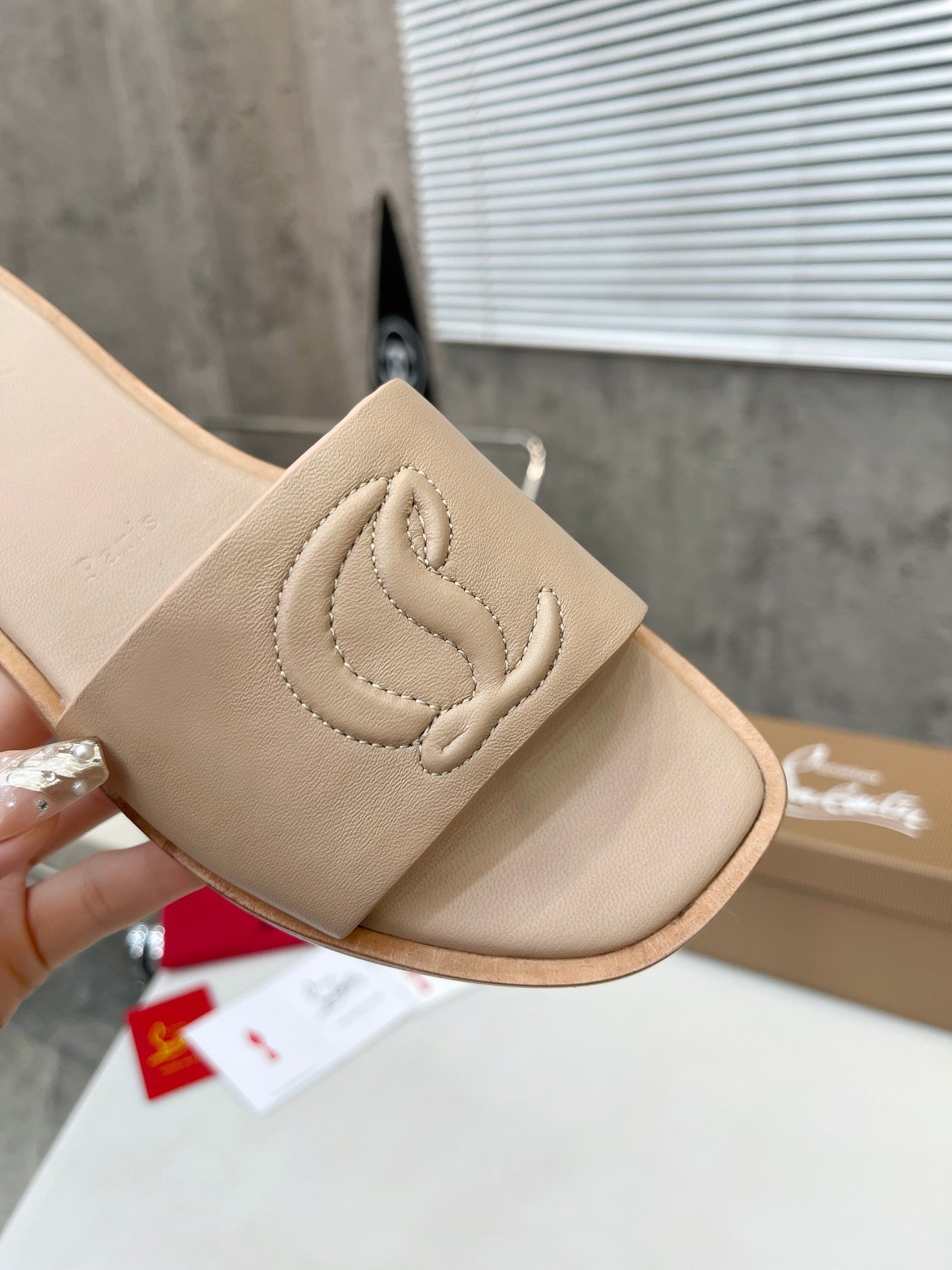 JXA32Z Popular leather Slippers