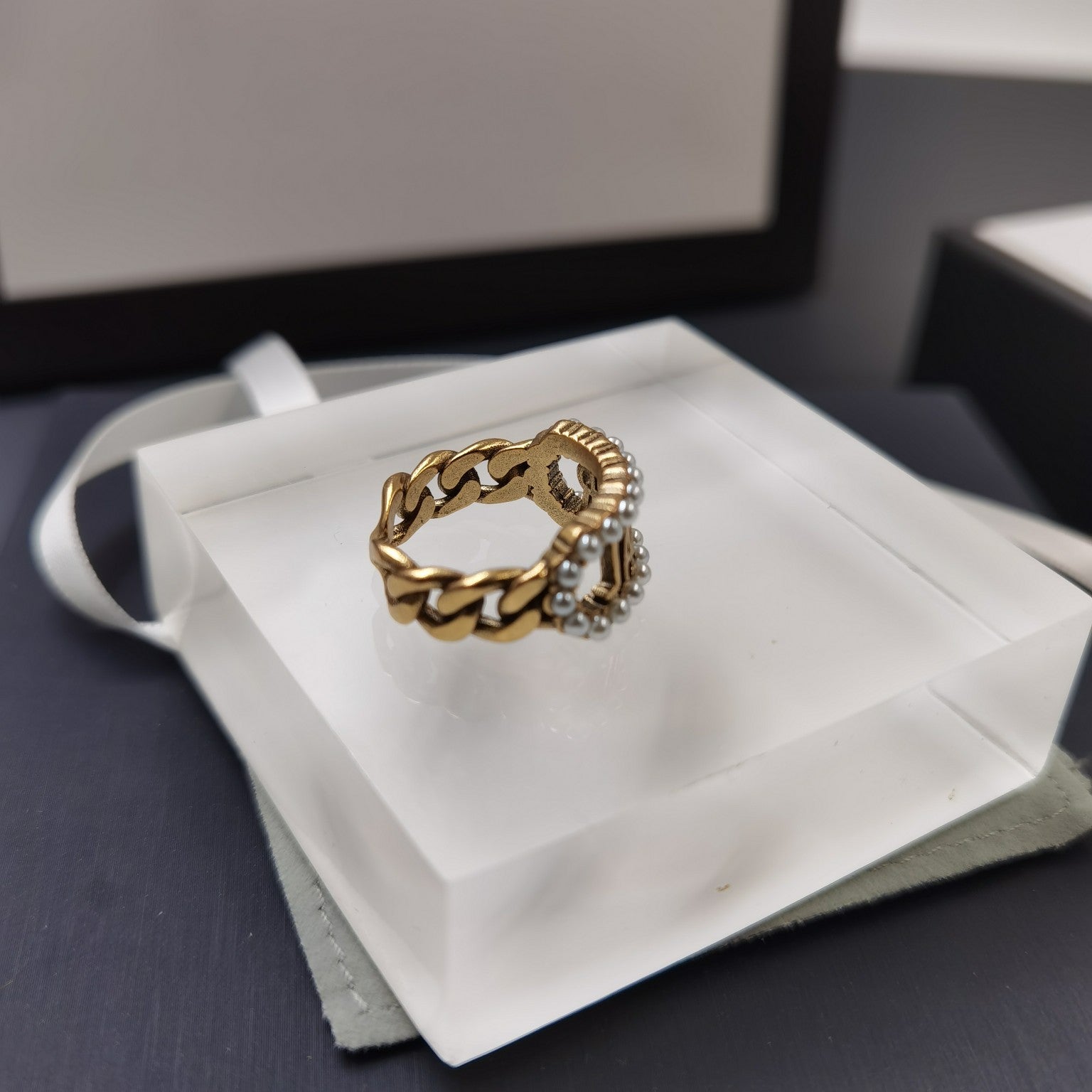 14D288J  Popular   Rings
