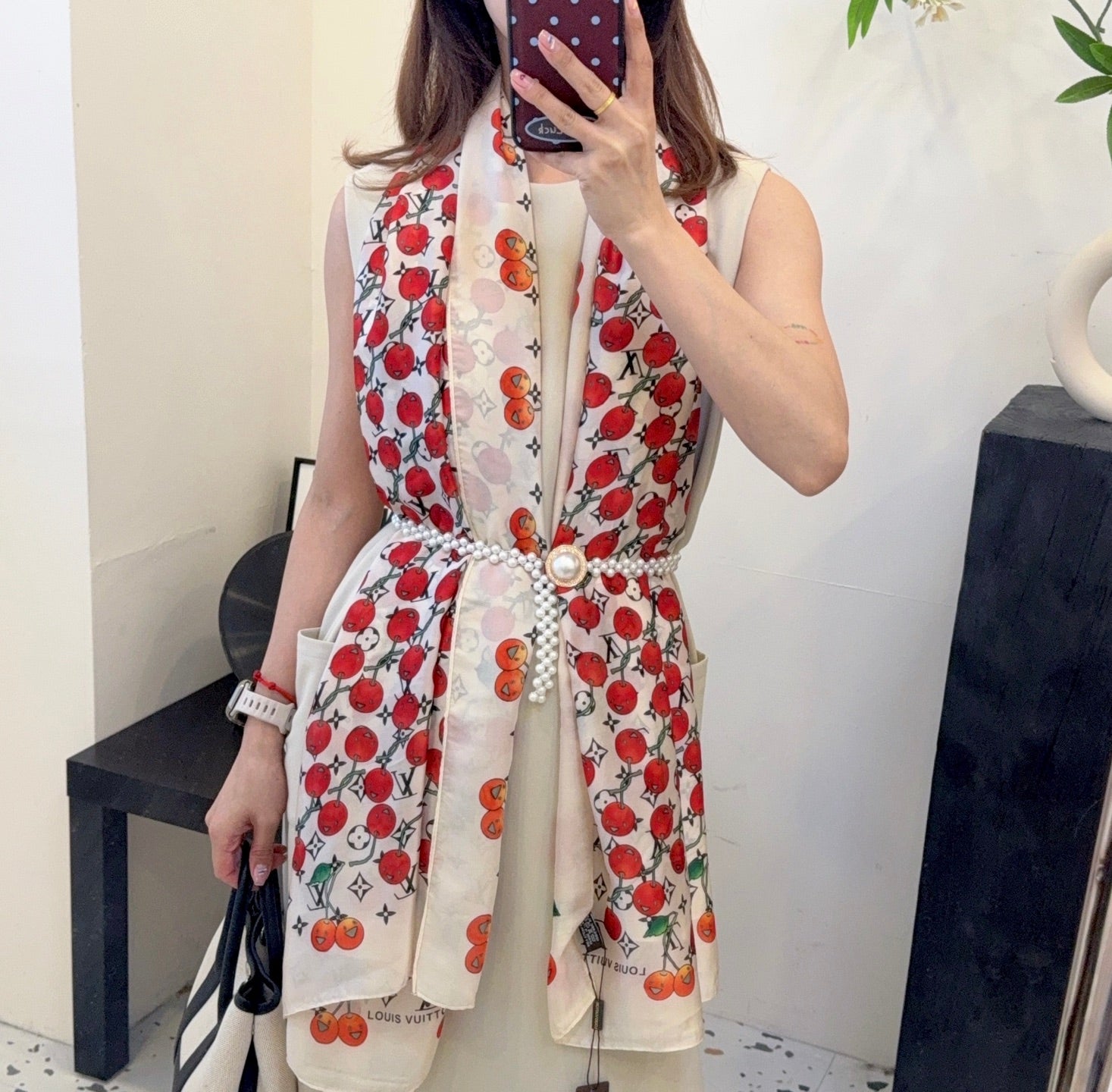 135ZE199W  Popular Silk Scarve