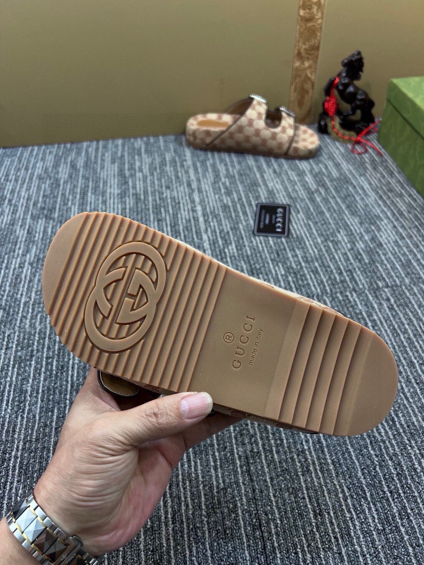 5QB17Z Popular shoes