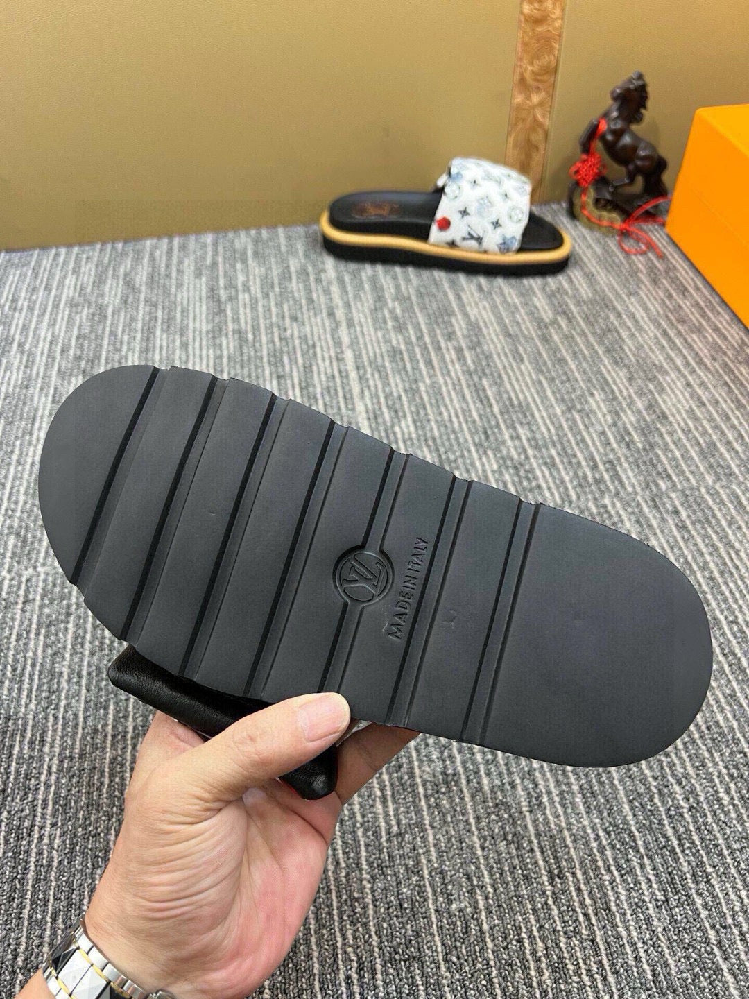 5QE12Z Popular Slippers