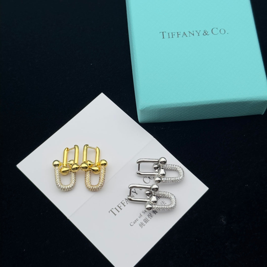 8XT32X  Popular   Earring Bracelets Necklaces