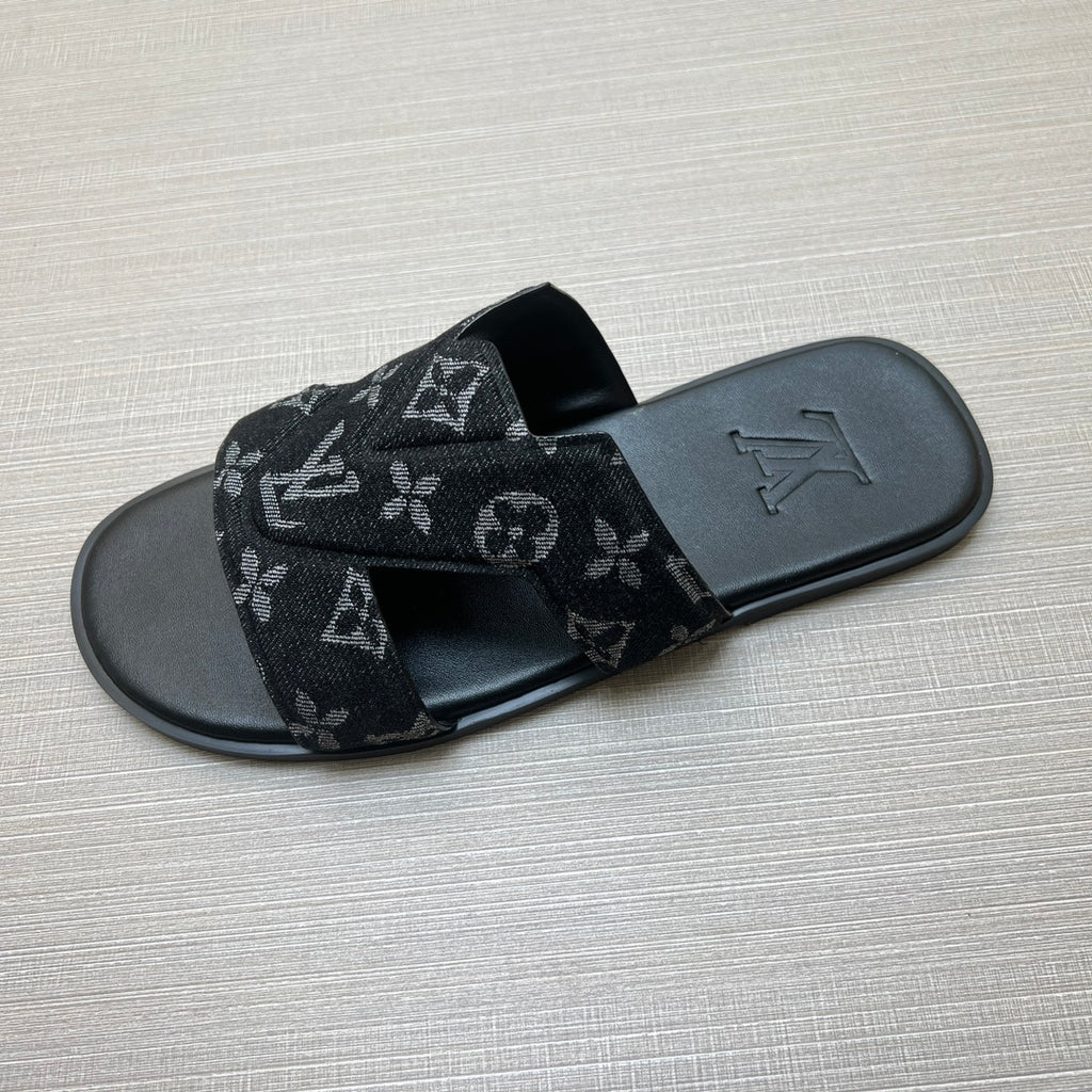 54E32Z Popular slippers