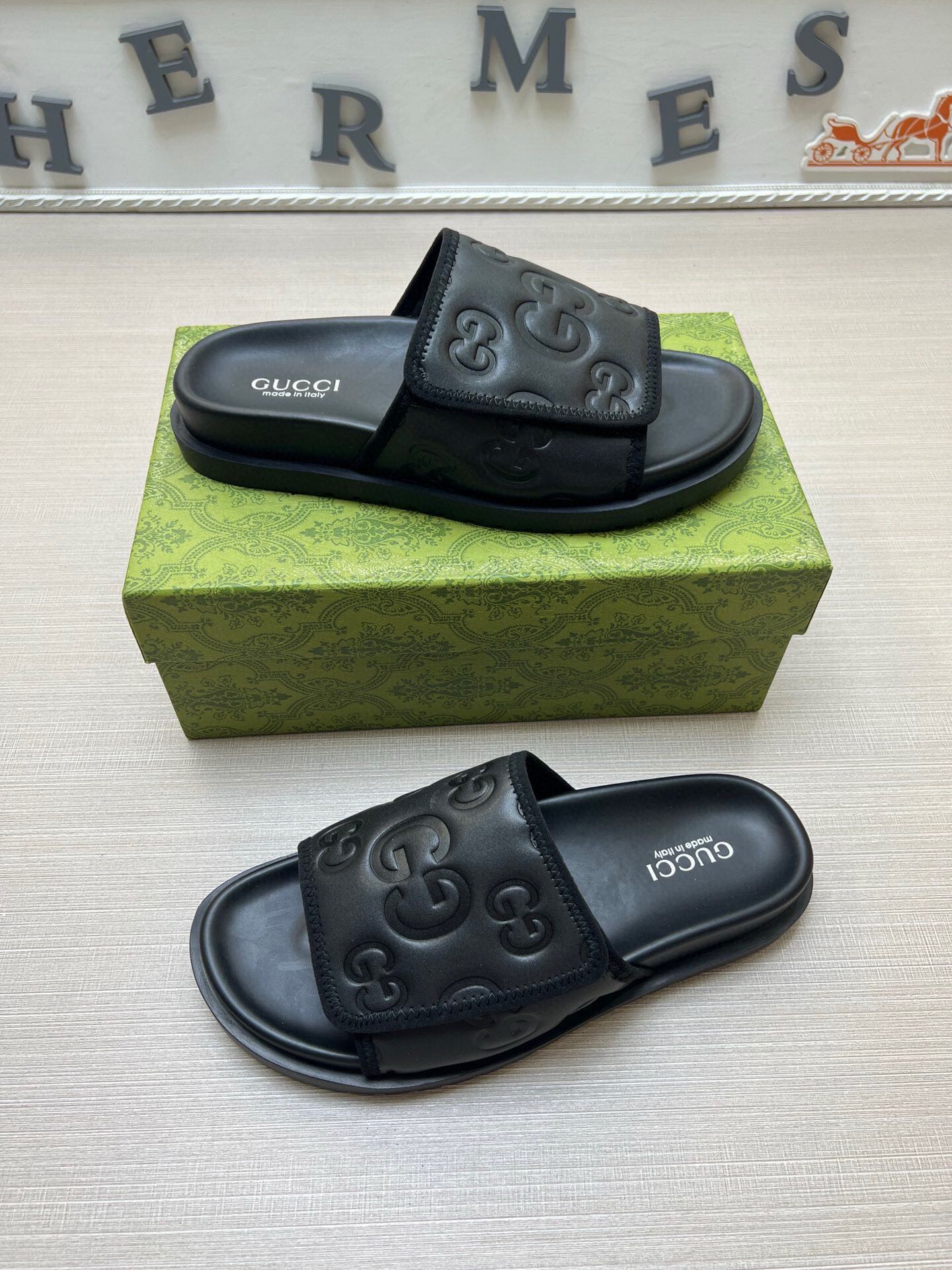 5LB230Z Popular Slippers