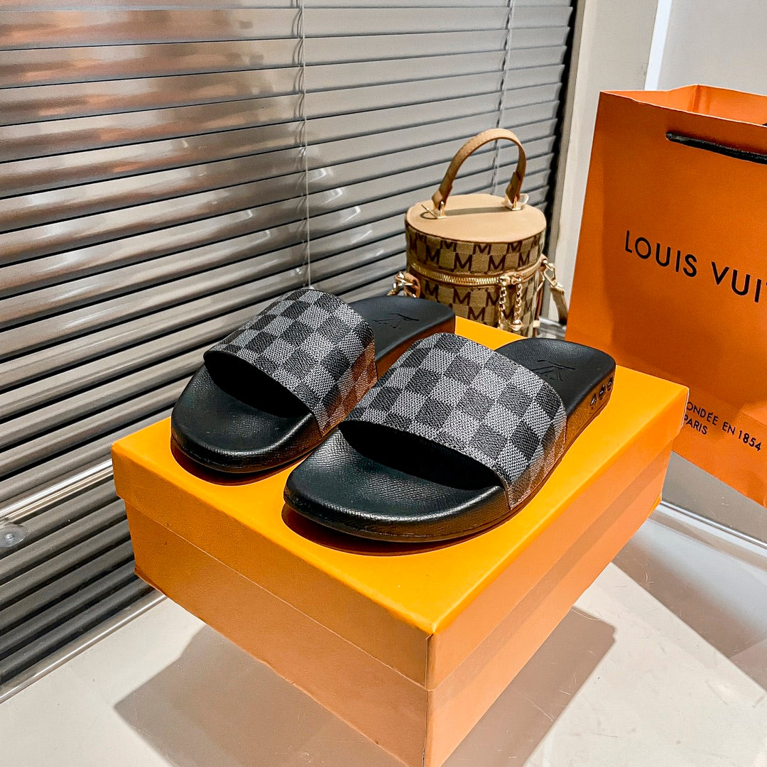 14E195Z Popular Slippers