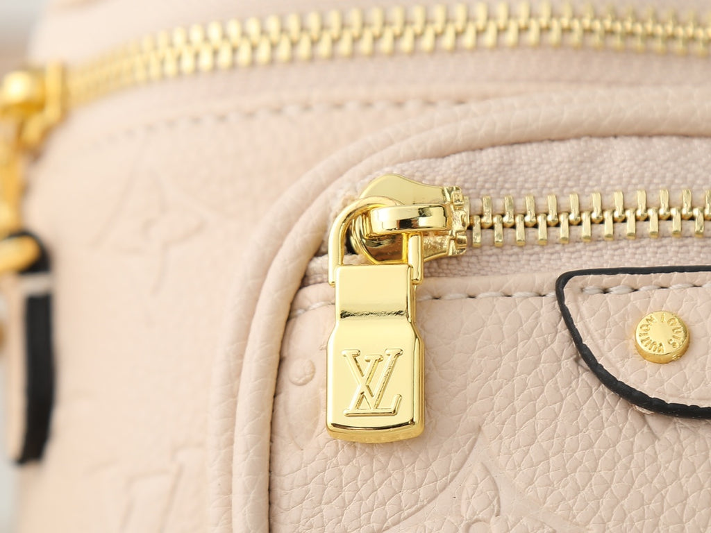 146PE71B Popular leather bag