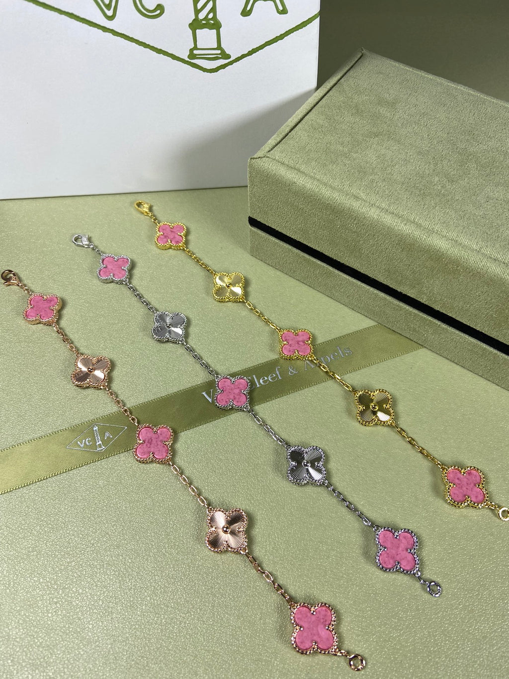 5XVA181K  Popular bracelets  5 flowers normal size1.5cm flower
