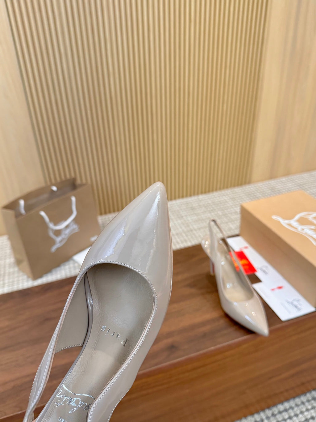 275NA5Z  Popular leather High heels