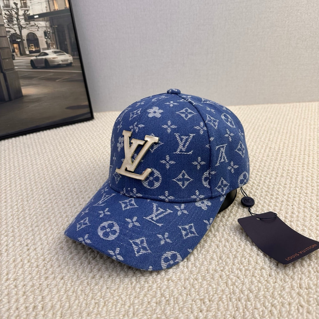 16XE32M Popular hats