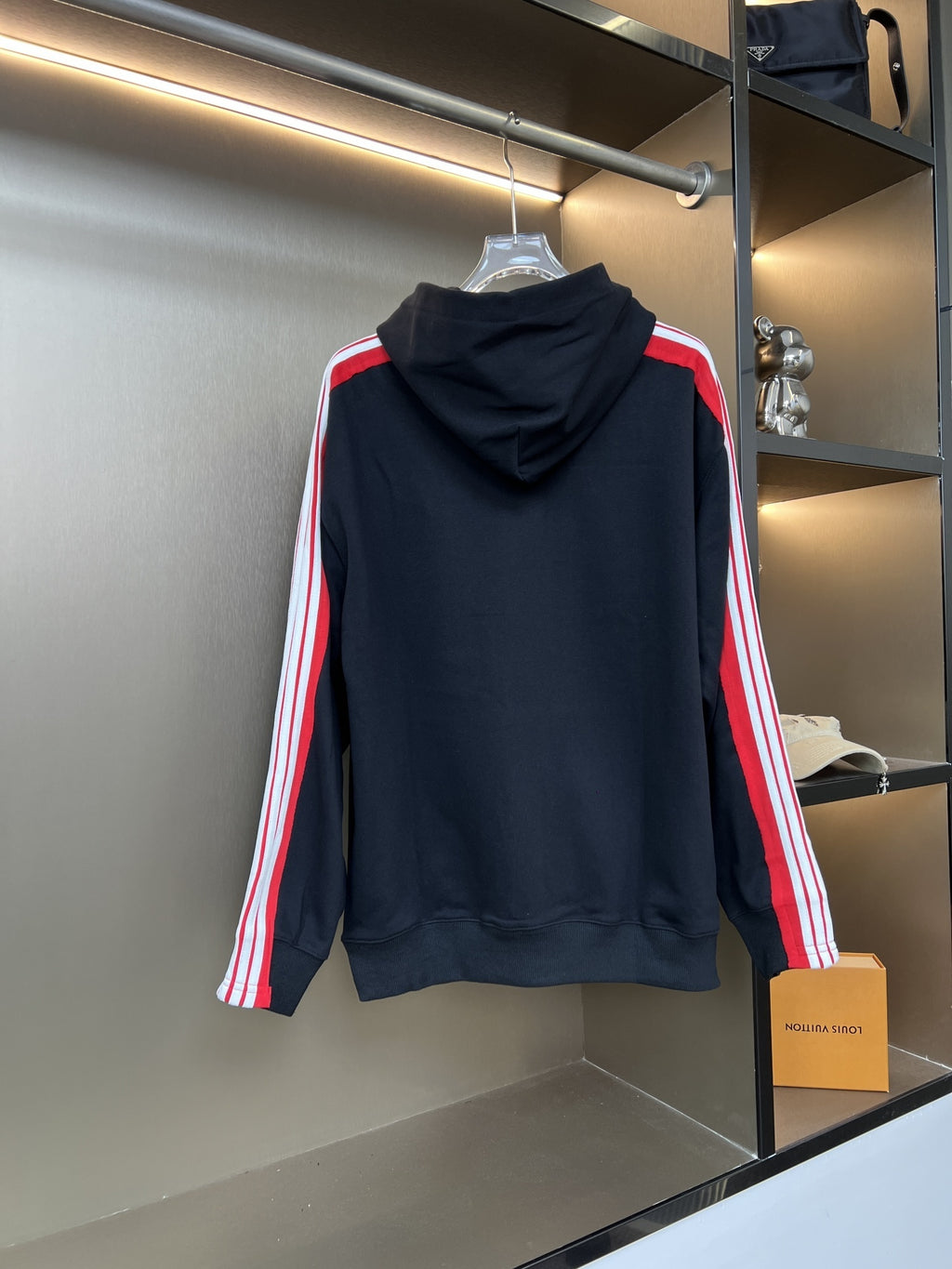 95ZJ343U Popular Sweaters