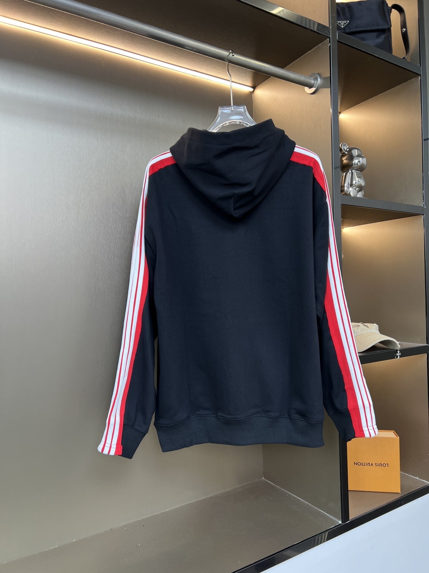 95ZJ343U Popular Sweaters