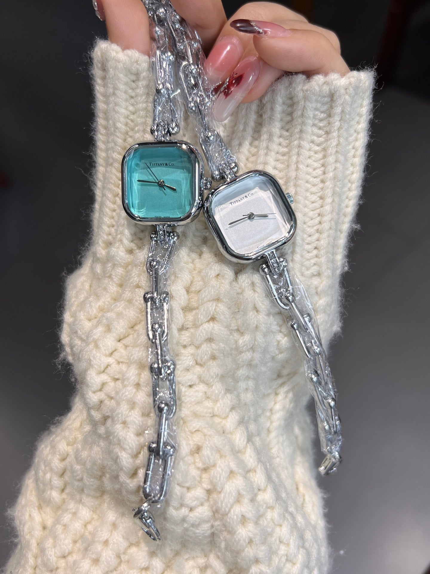 L1X66T2 Popular watches