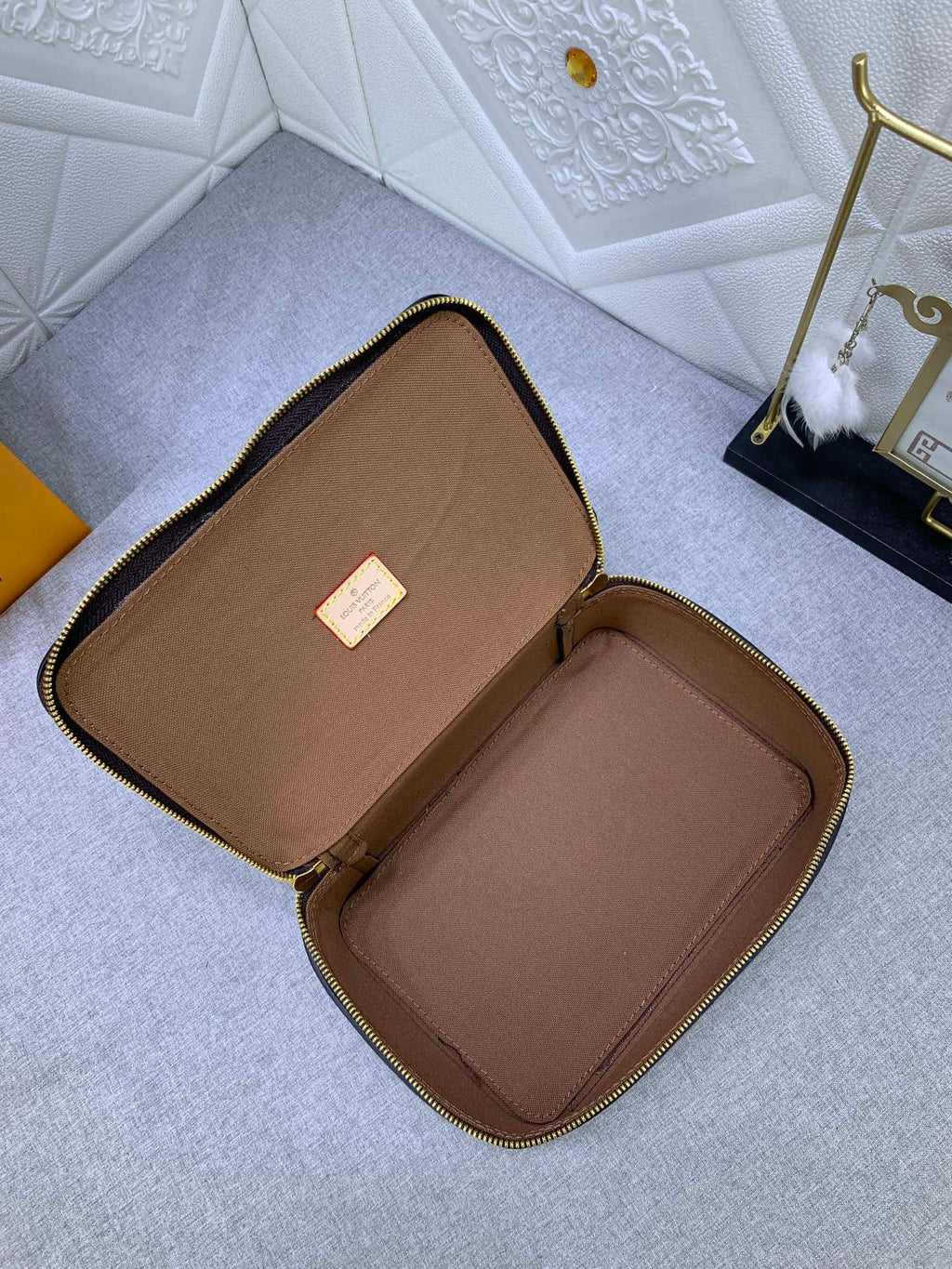 1XE272B Popular  leather bag 