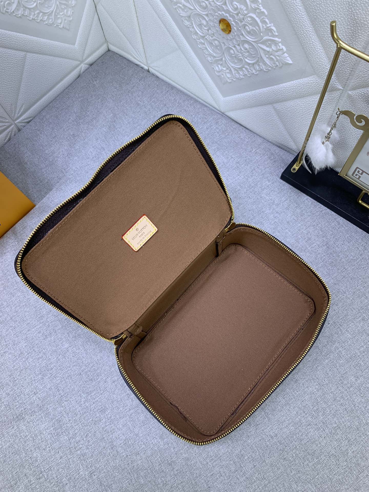 1XE272B Popular  leather bag 