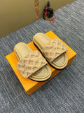 5QE13Z Popular Slippers