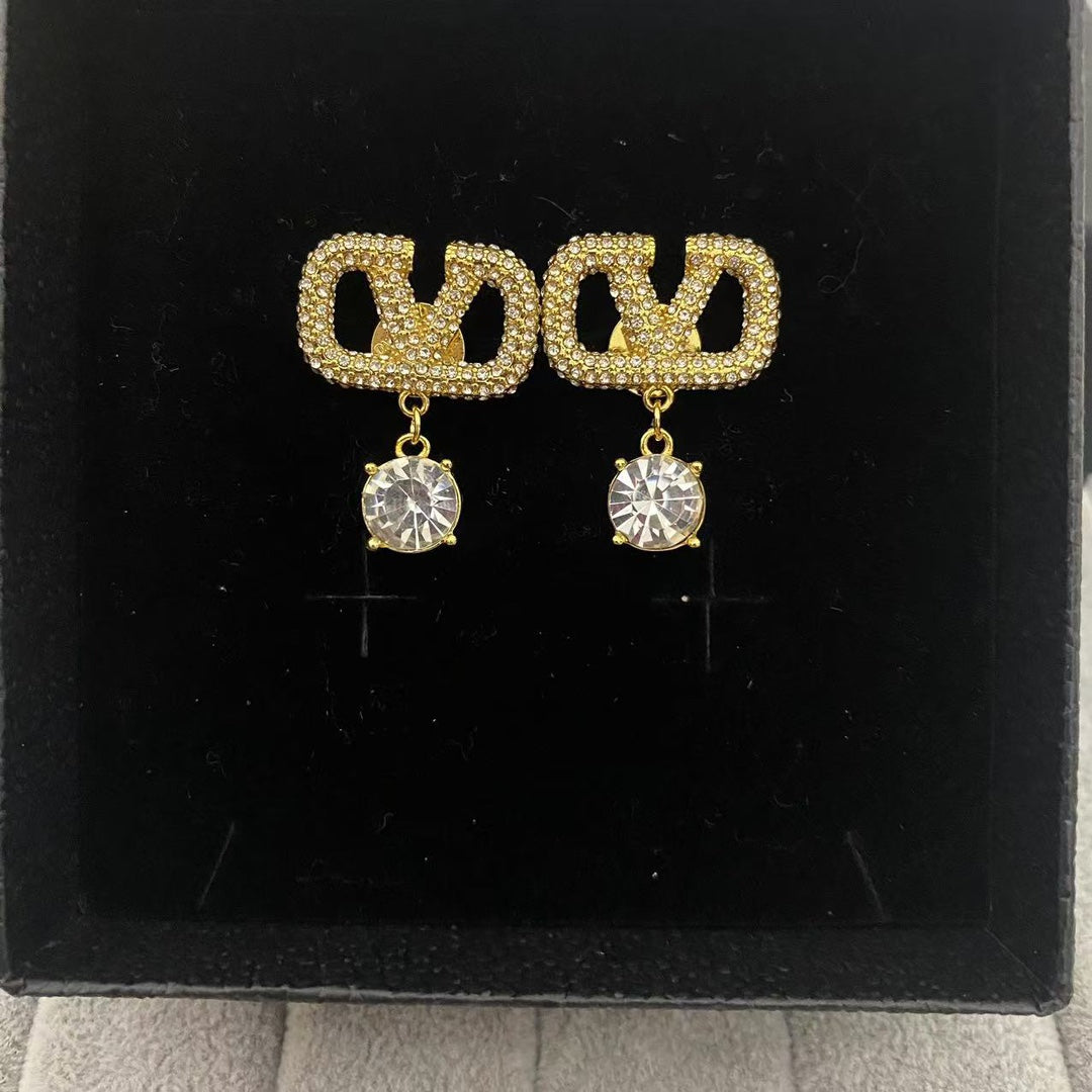 14VL700E Popular Earrings