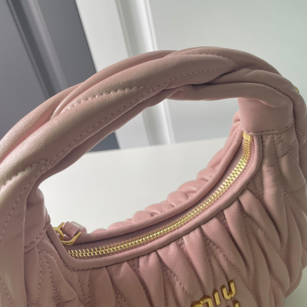146PA116B Popular leather bag