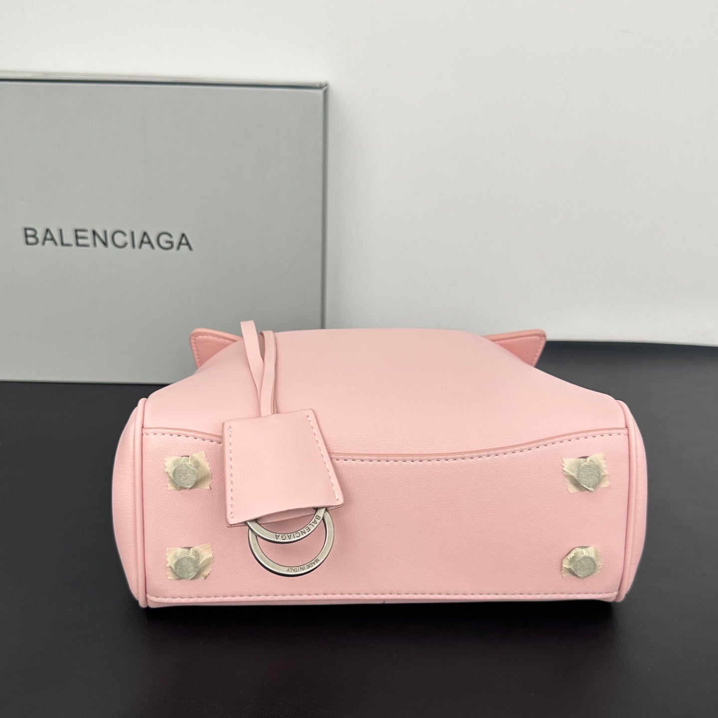 B1X56J32 Popular high-quality leather bag
