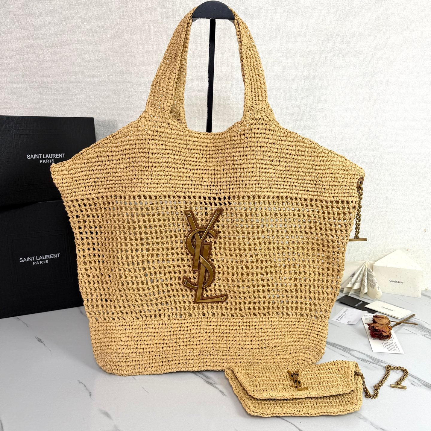 B1X66SL12   Popular woven bag