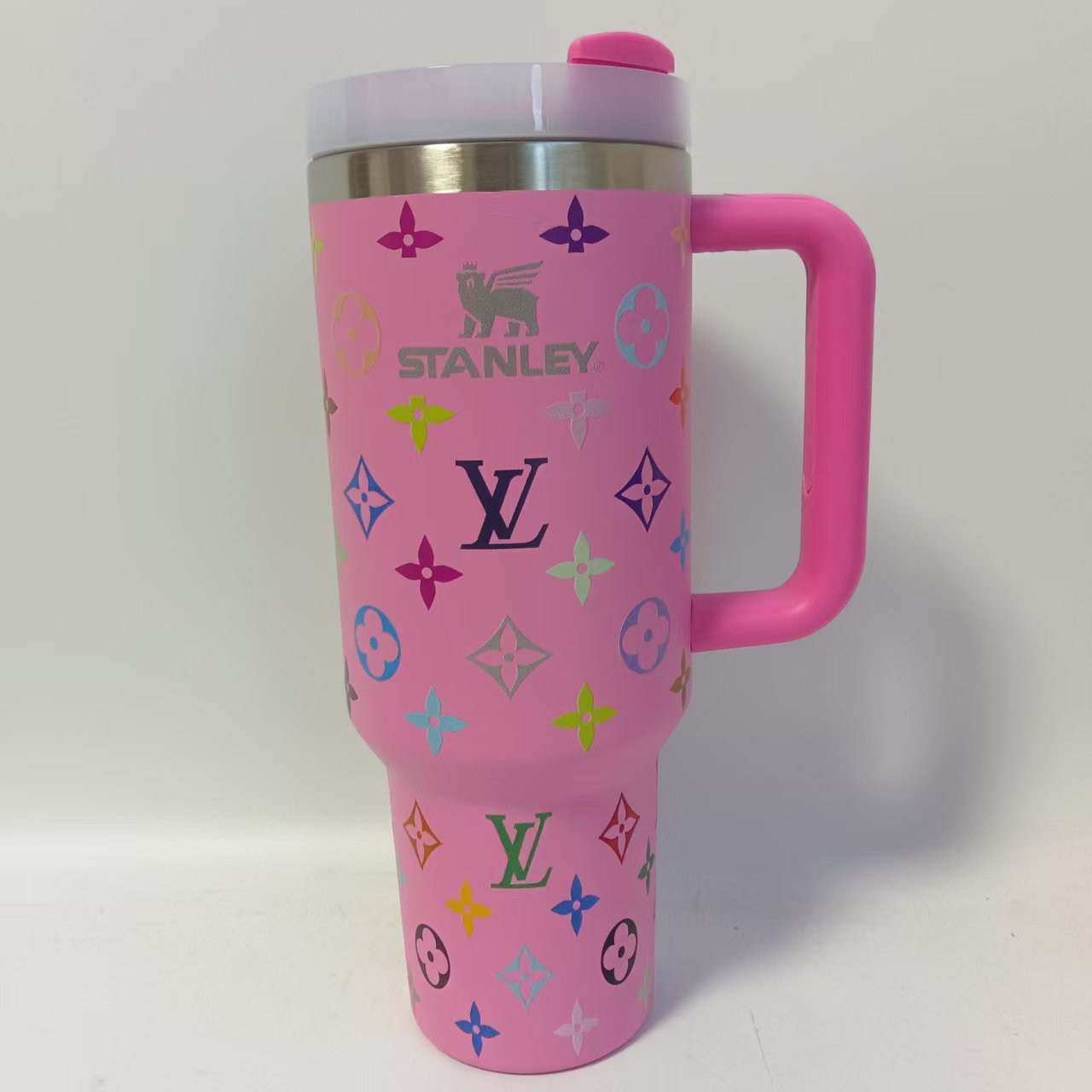 156NE17A Popular Cups