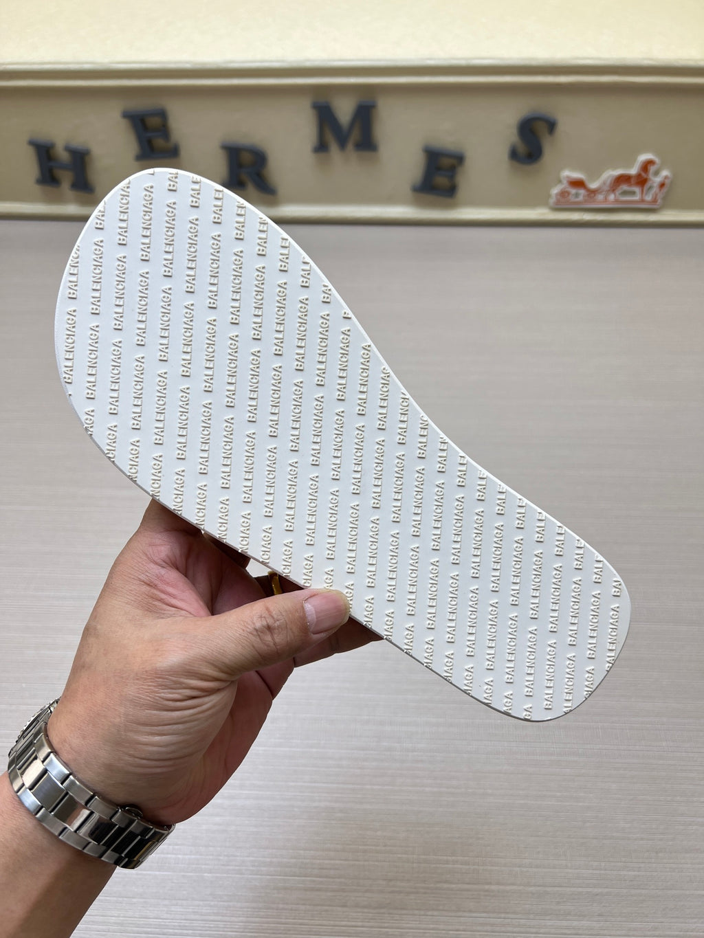 5QB16Z Popular Slippers