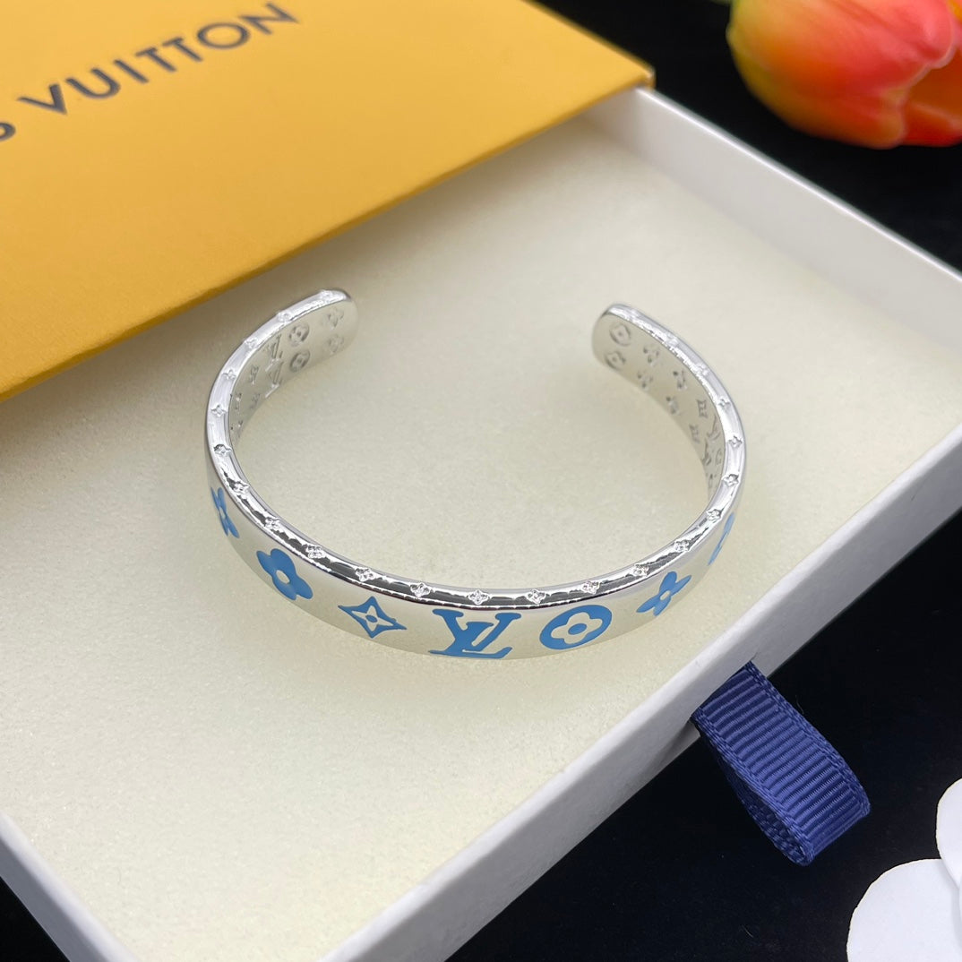 14E1054K  Popular Bracelets