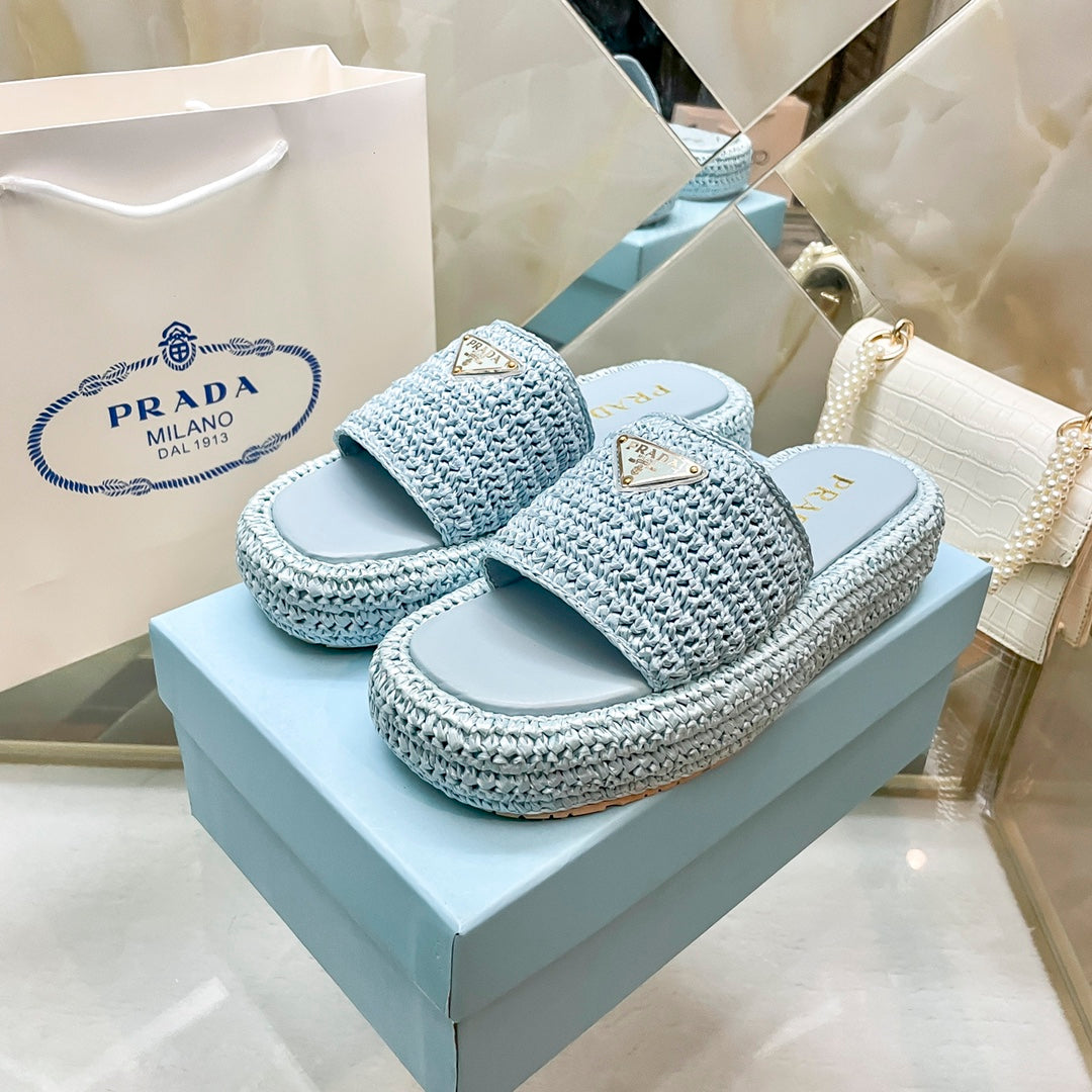 14PD22Z Popular slippers