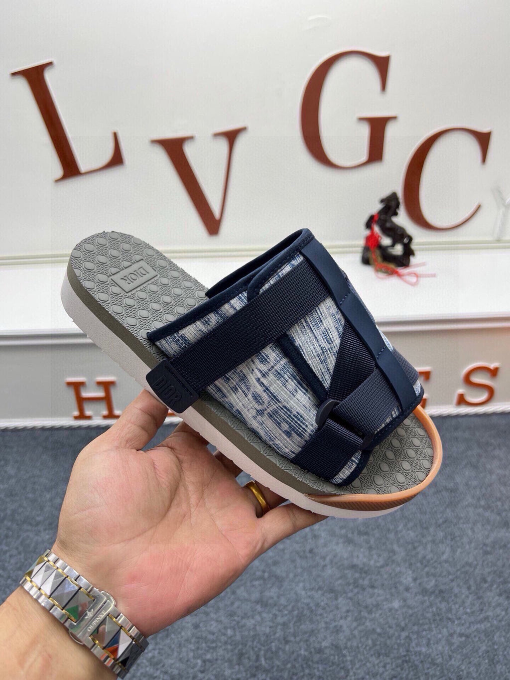 535ZD305Z Popular Slippers