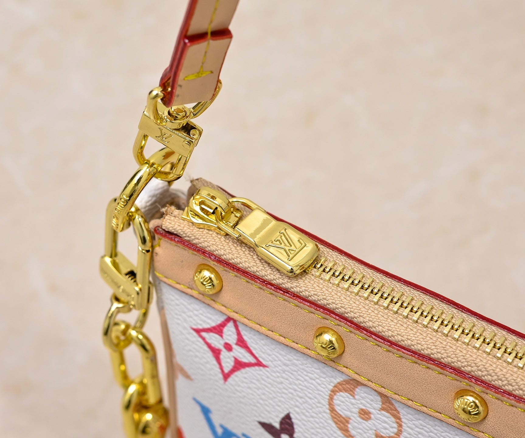 15XE12B Popular leather bag