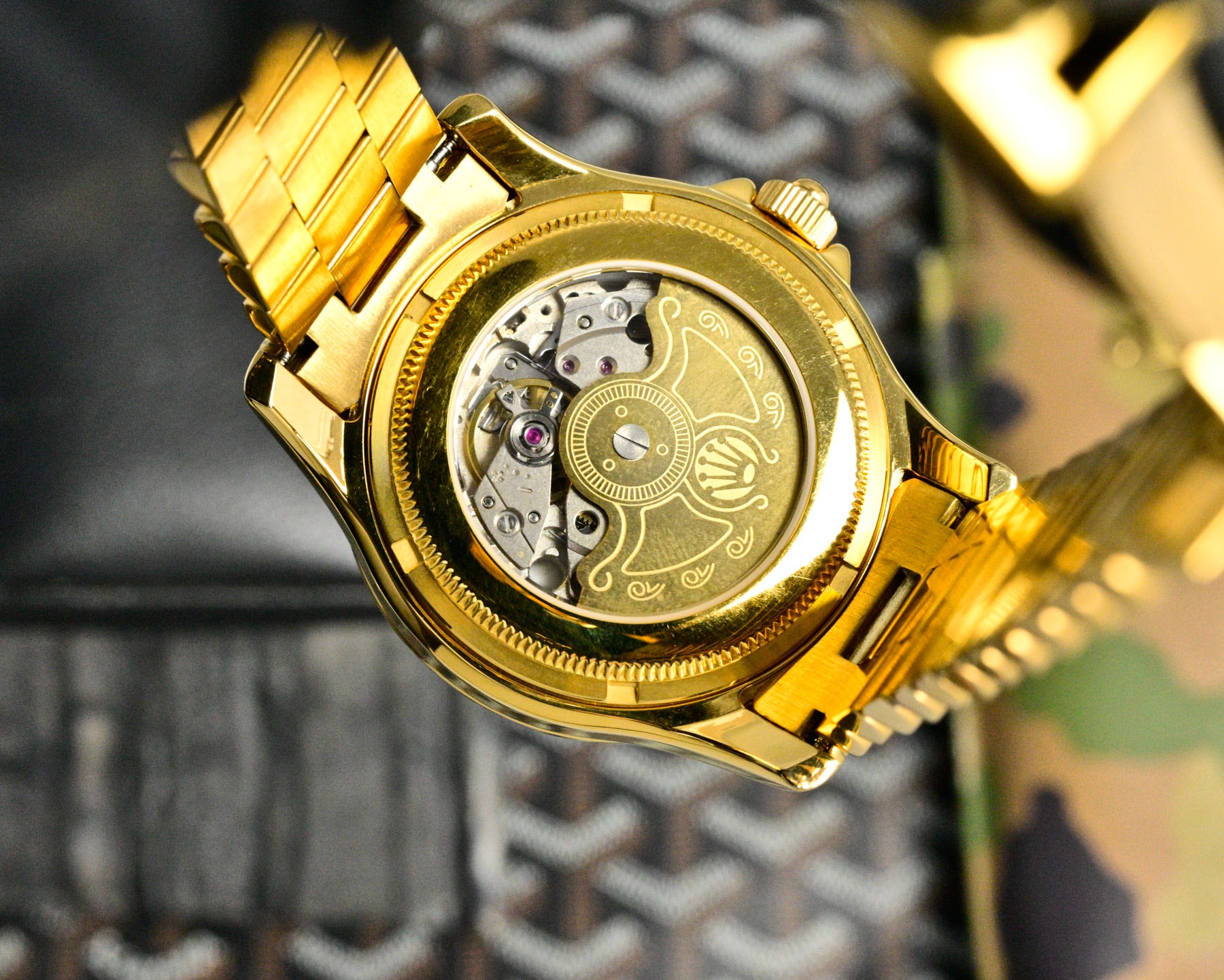 L1R36L64 Popular Watches
