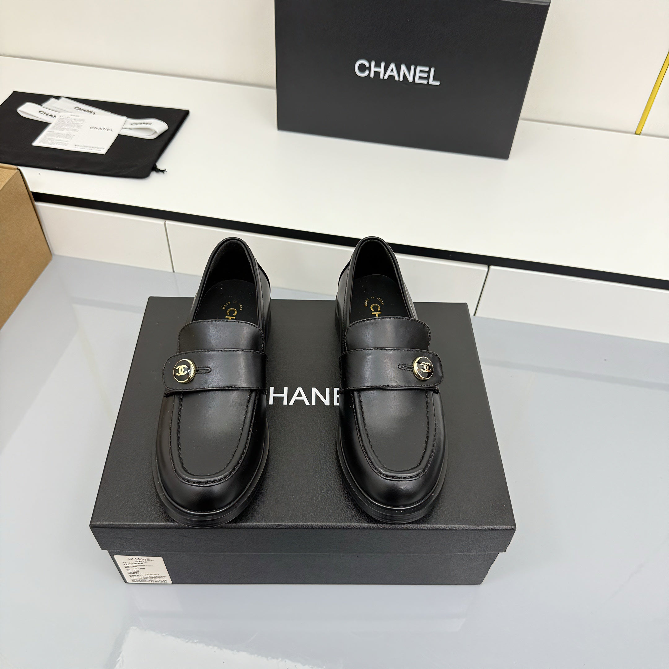 2105QC390Z Popular high-quality leather Shoes