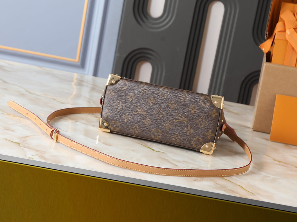 146PE88B Popular leather bag