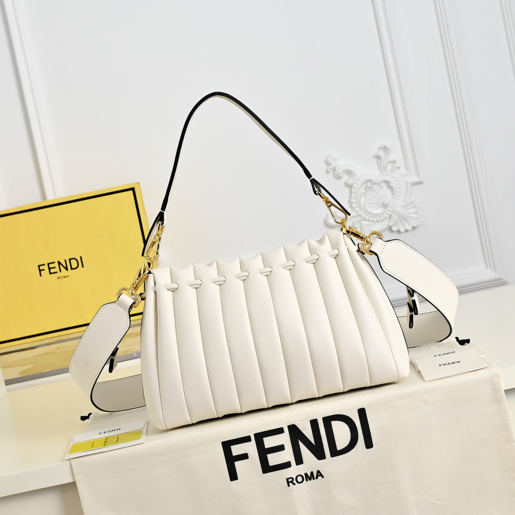 136PF106B Popular leather bag