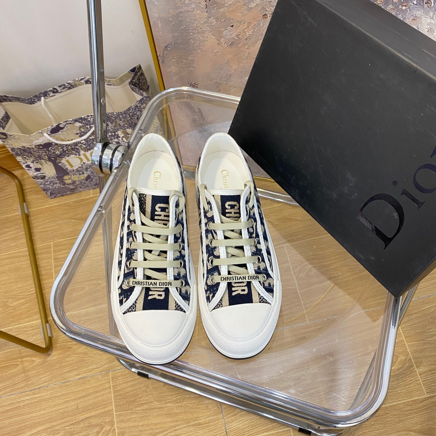 1YD20Z Popular Sneakers