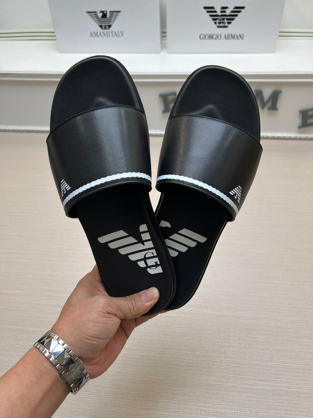 54A102Z Popular slippers