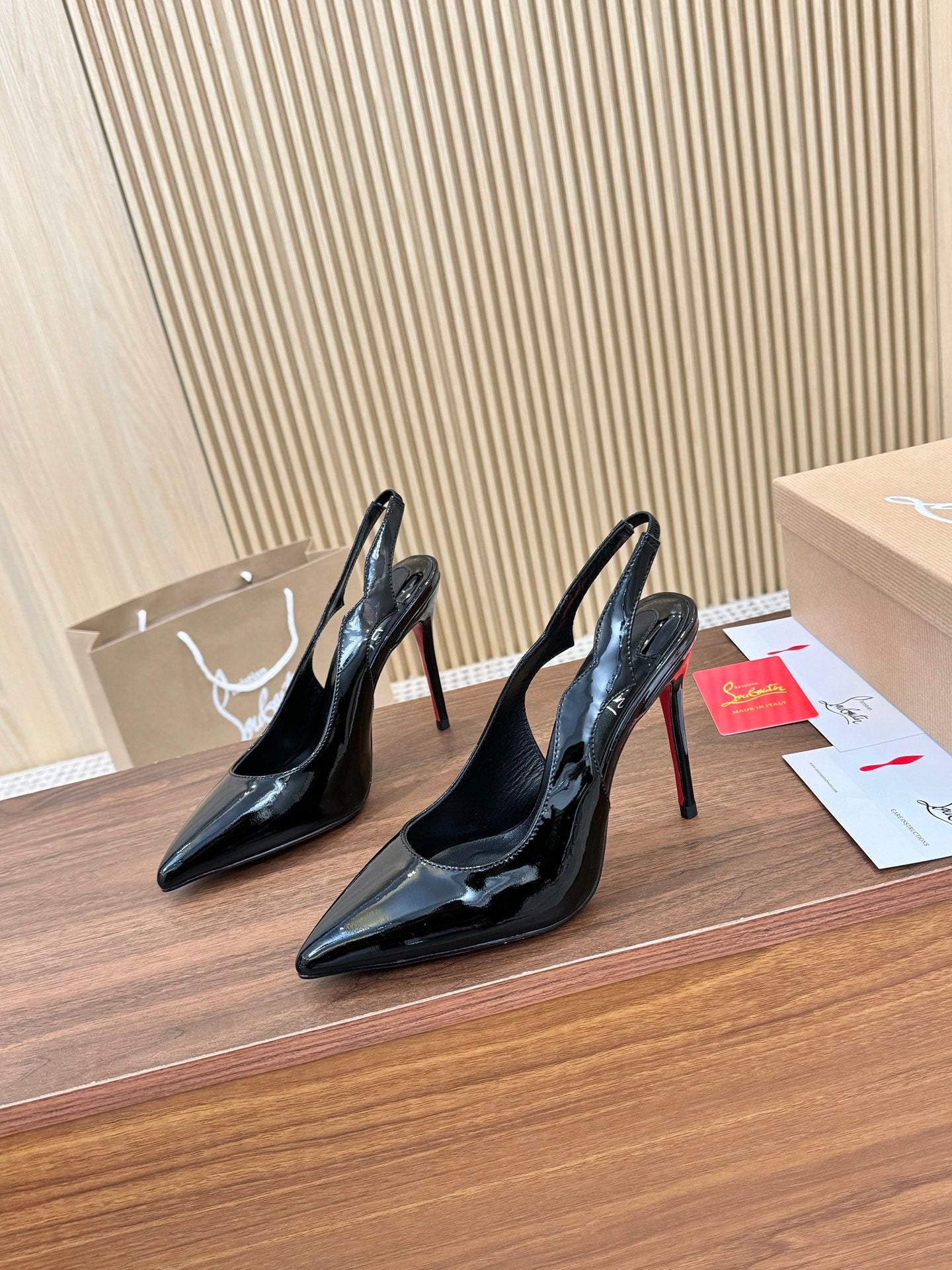 275NA5Z  Popular leather High heels