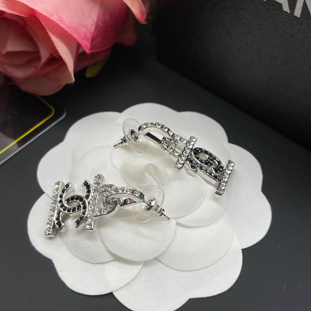14C898E Popular  Earrings