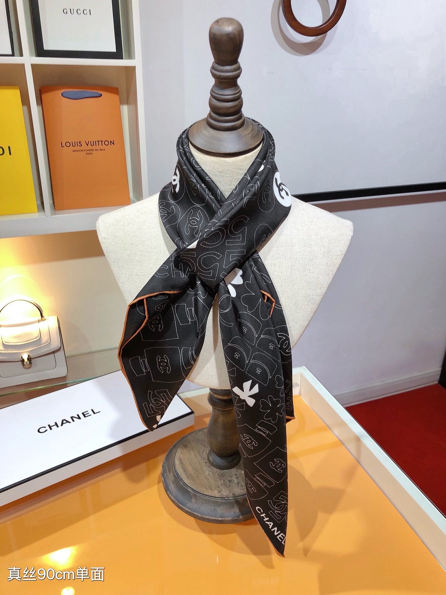 155NC9W Popular Silk Scarve