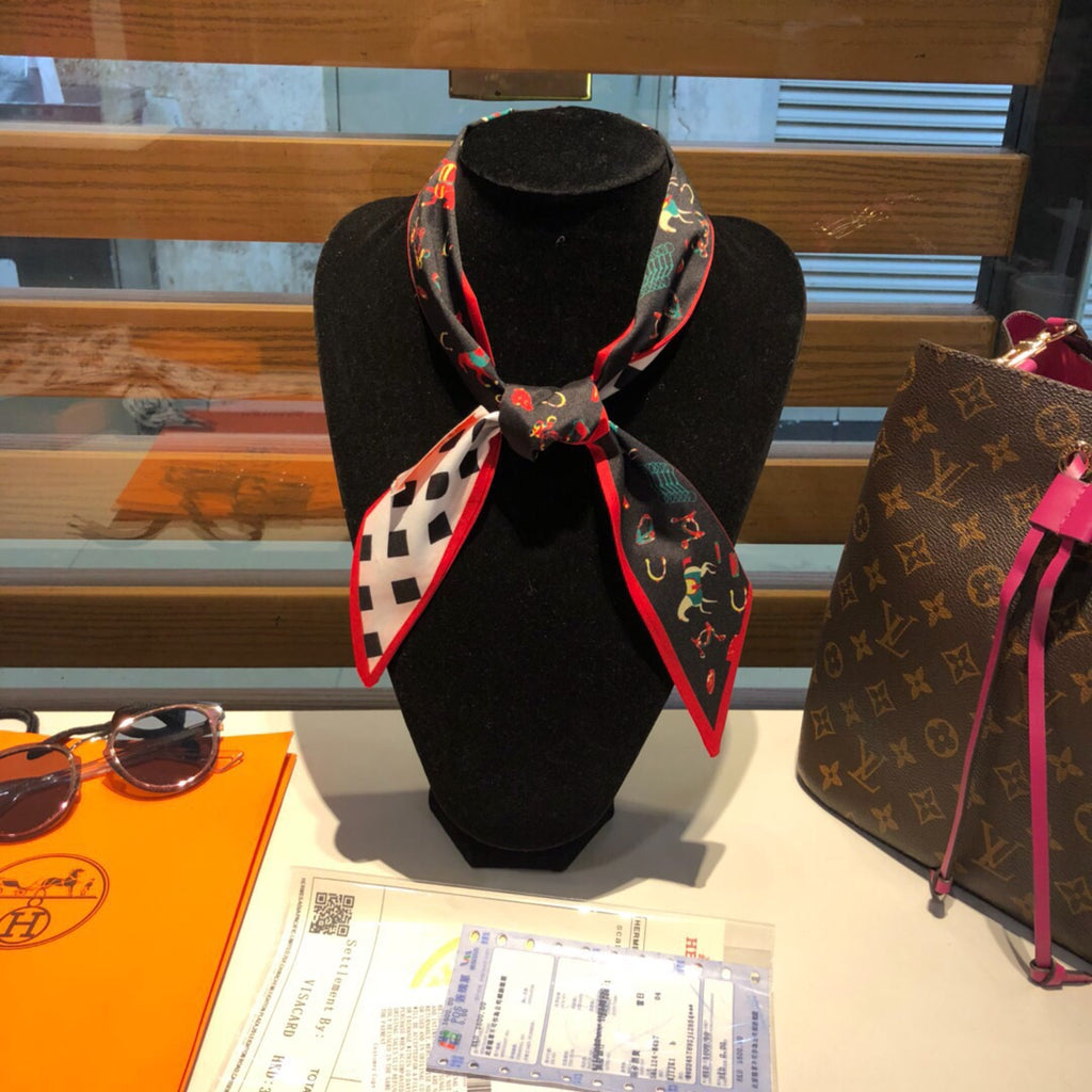 146NH1W Popular Silk Scarve