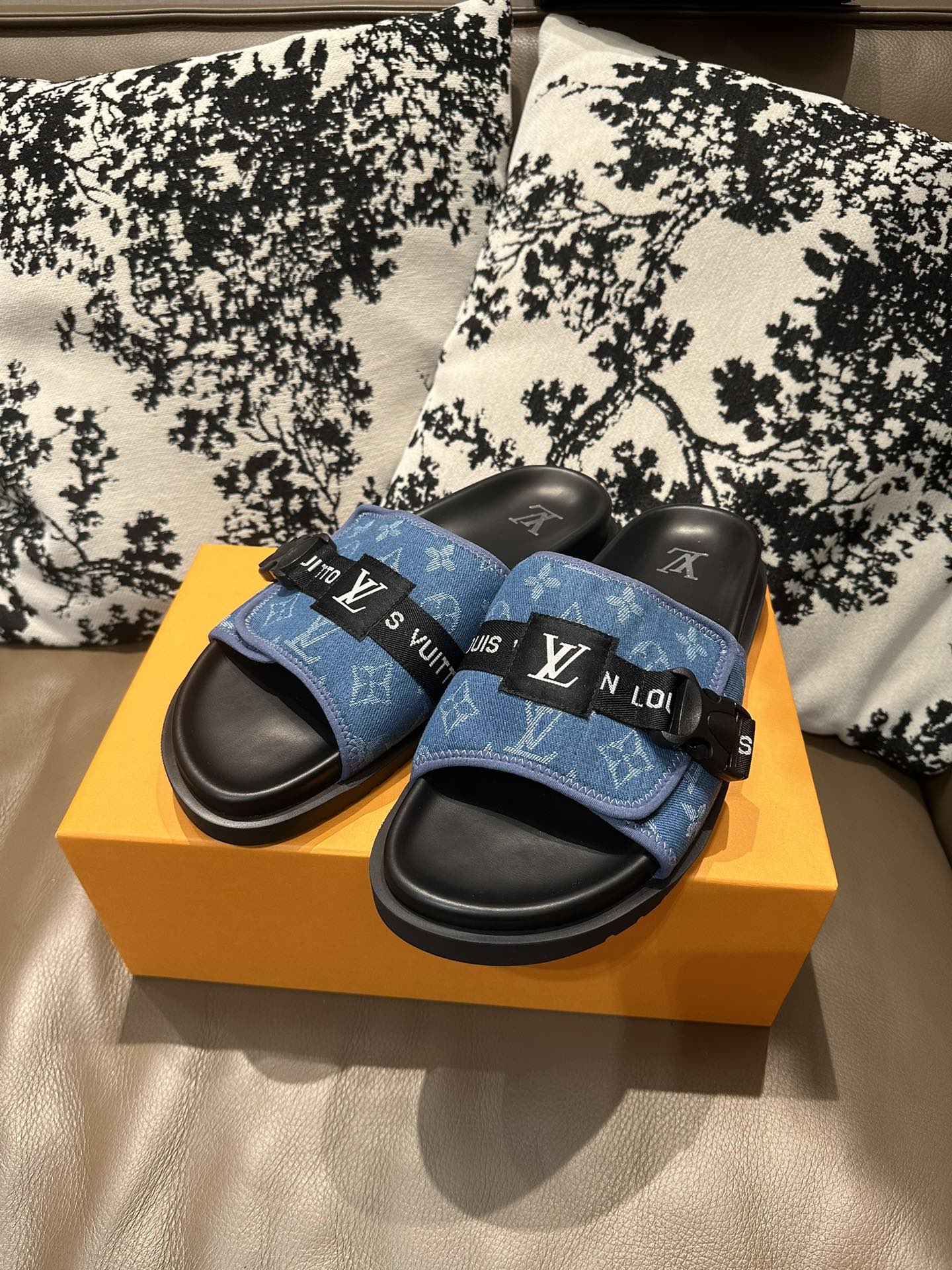 285ZE27Z  Popular leather Shoes