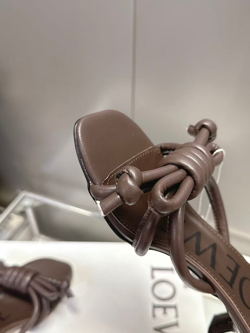 Z2X66A24 Popular high-quality leather Shoes