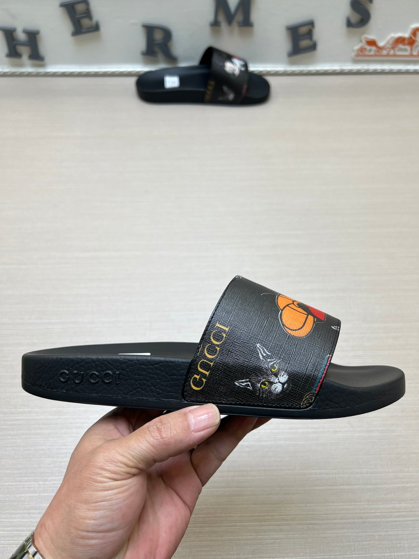 5WB239Z Popular Slippers