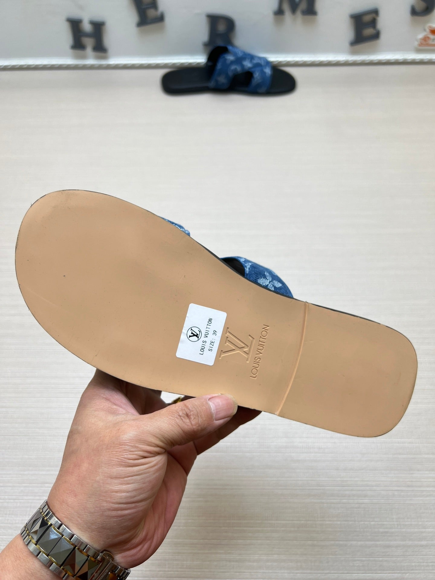 54E32Z Popular slippers