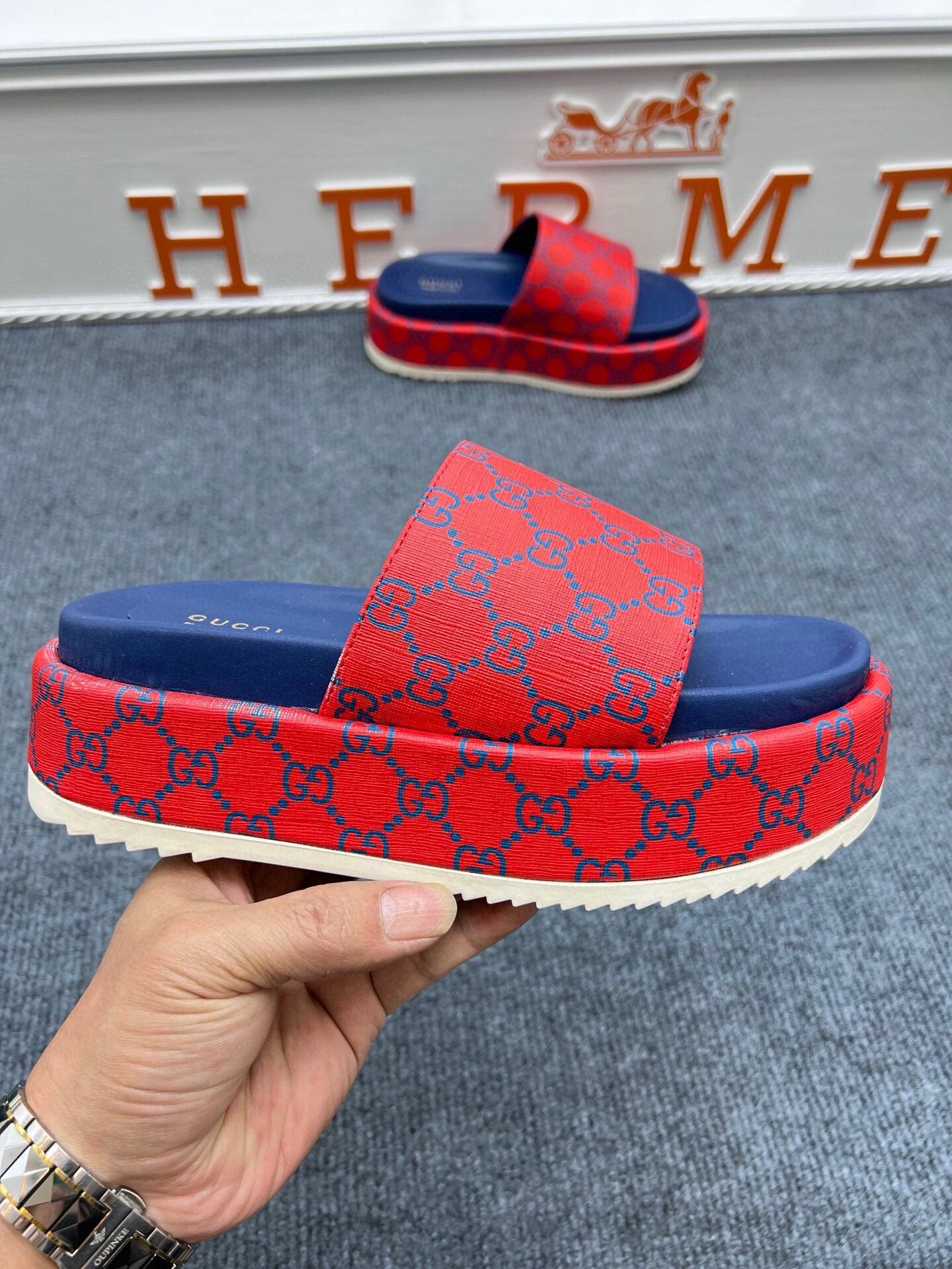 54B122Z Popular slippers  Sole thickness 5.5cm