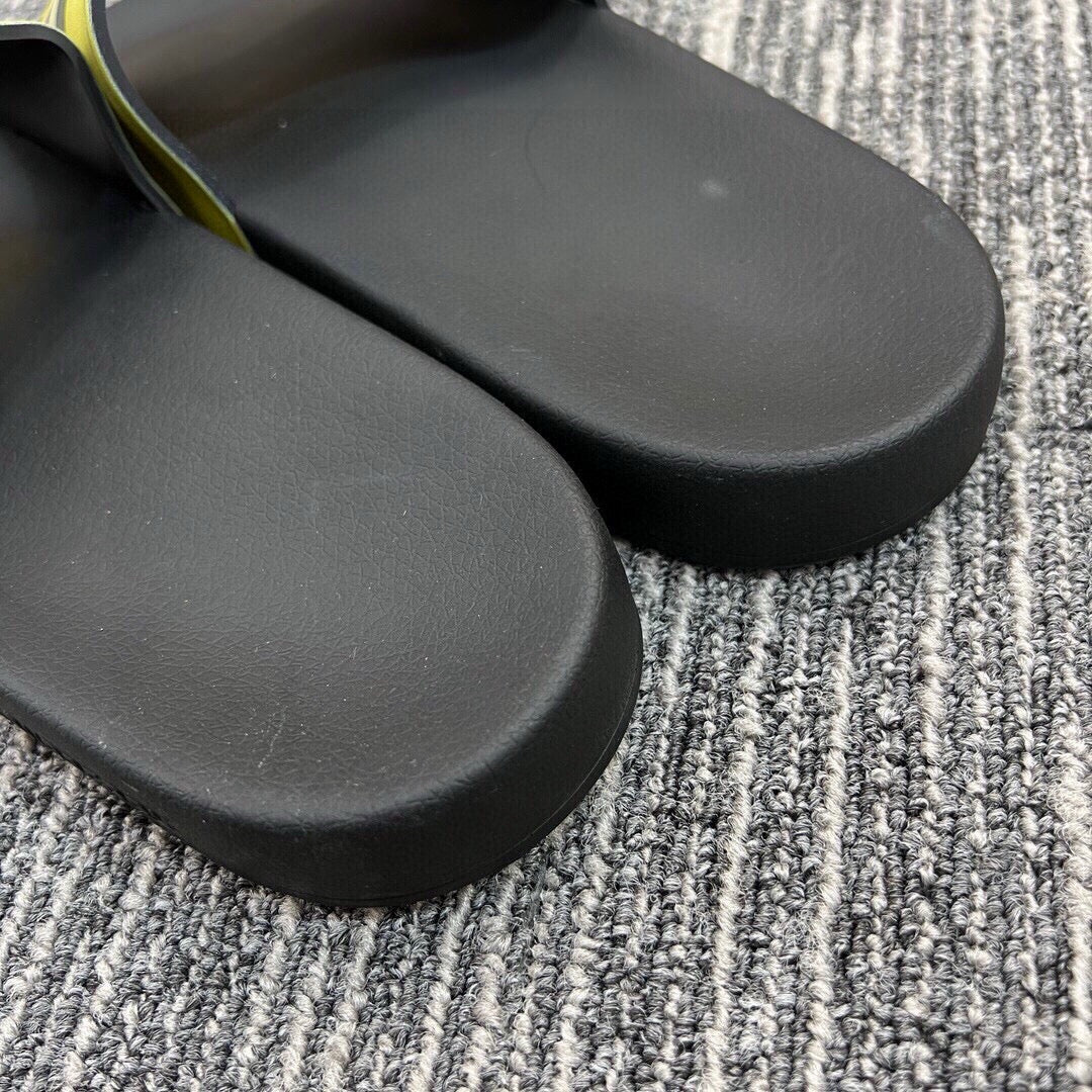 535ZR258Z Popular Slippers